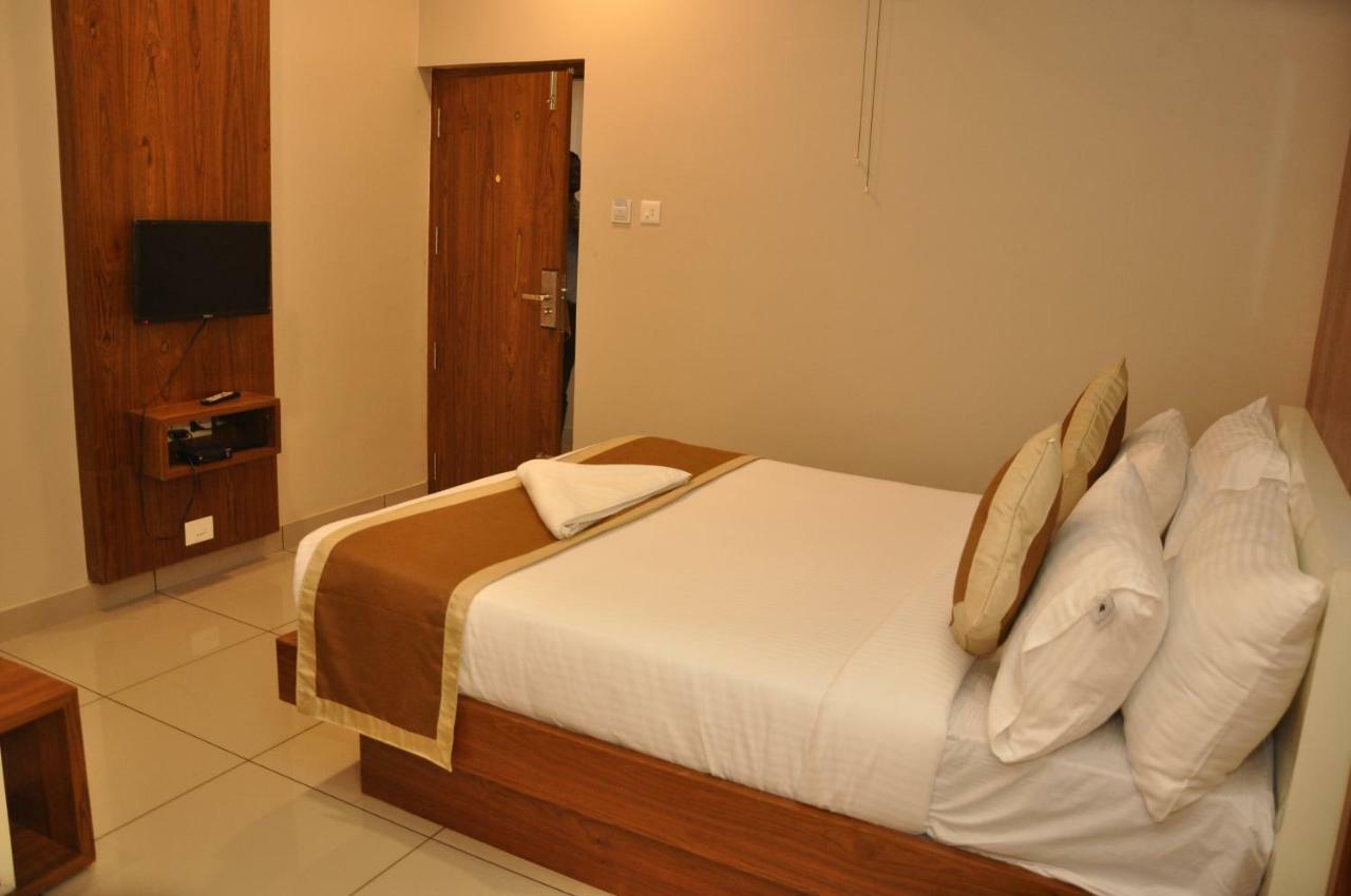 Nextel Inn, Calicut Exteriör bild